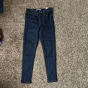 Levi's Dark Blue Skinny Jeans